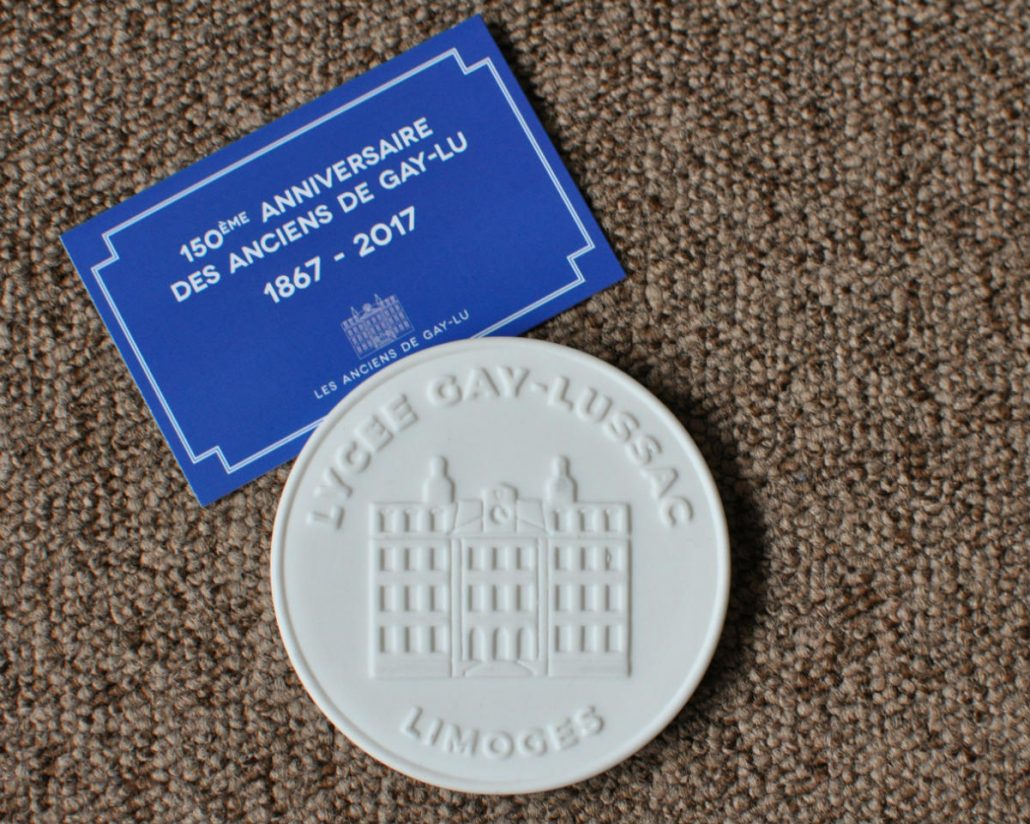 Médaille commémorative en porcelaine
